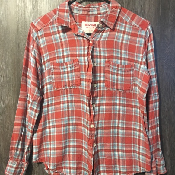 Mossimo Button Up - Picture 1 of 3